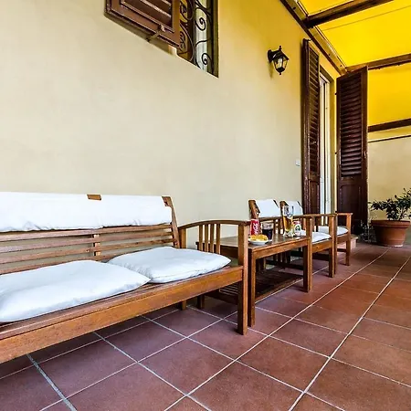 Sangaggio House Флоренция