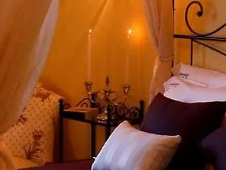 Bed and Breakfast Sangaggio House 4*