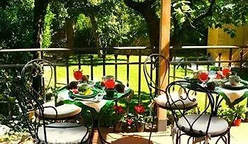 Bed & Breakfast Sangaggio House 4*