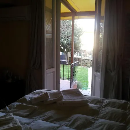 Couette-café Sangaggio House