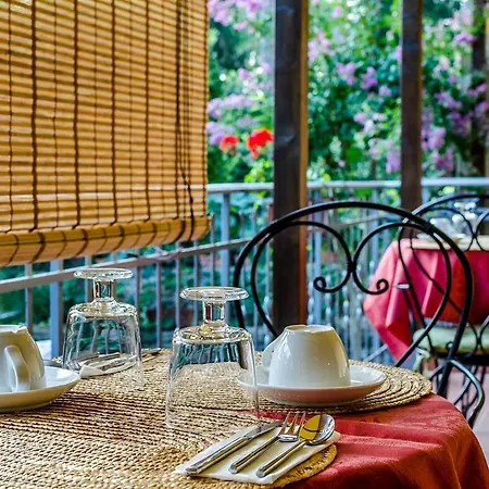 Couette-café Sangaggio House 3*