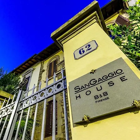 Couette-café Sangaggio House